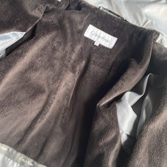 Coat - Picture 4 of 7